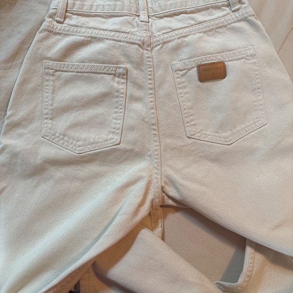 Rudy Jude Utilites - Picture 10 of 16